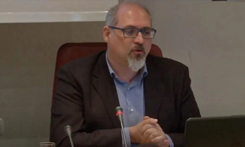 Ν. Θωμαΐδης: Αν δεν εφαρμοστούν περιοριστικά μέτρα θα φτάσουμε και τα 9000 κρούσματα
